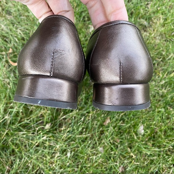 Salvatore Ferragamo Women Soft Leather Golden Brown Size 7B Pump - Picture 5 of 11